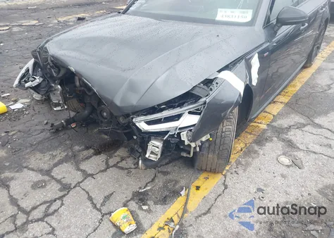 2019 Audi A4 45 Premium из США, поврежденный, VIN WAUENAF49KA015369